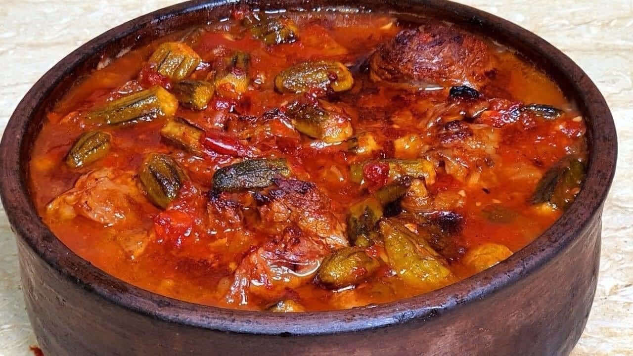 طاجن بامية بالفراخ